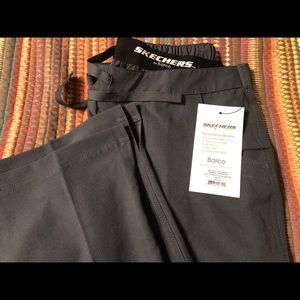 1 Women’s scrub pant, Skechers by Barco, sz M